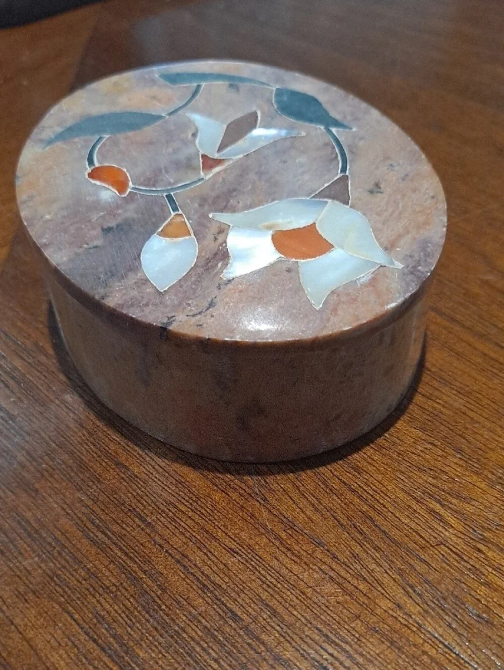 N/A elegant oval